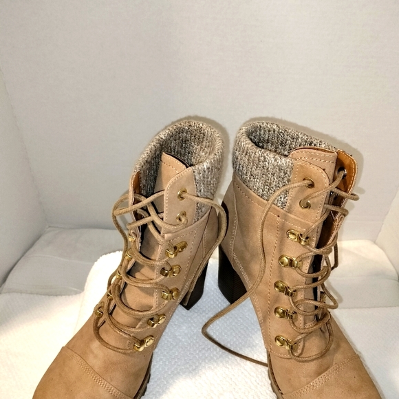 Charlotte Russe Faux Suede Marley Bootie Sz 9M - Picture 6 of 8